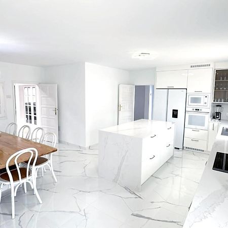 Stunning Sea View Villa With 6 Bedrooms & Heated Pool - Villa Renaissance Playa Blanca  Exterior photo