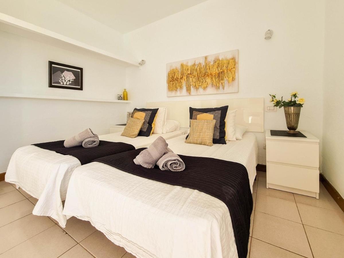 Stunning Sea View Villa With 6 Bedrooms & Heated Pool - Villa Renaissance Playa Blanca  Exterior photo